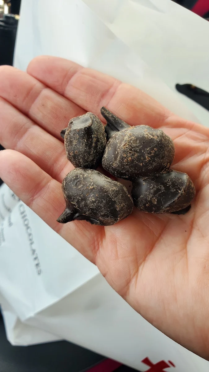 Dark Chocolate Peanuts