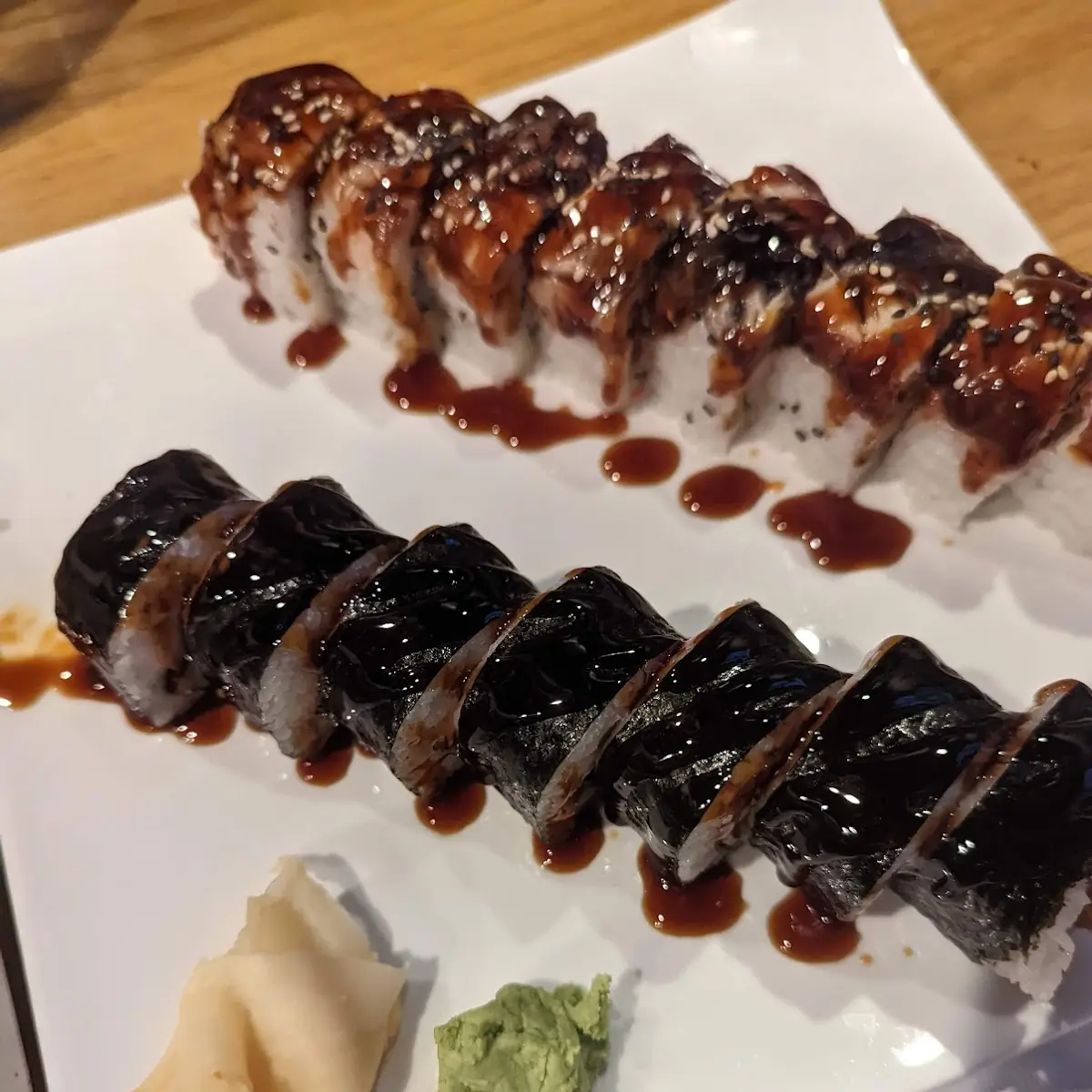 A02. Egg Roll (4pc)