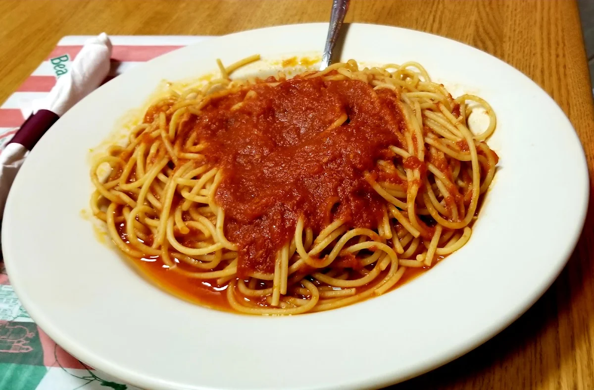Spaghetti with Tomato Sauce