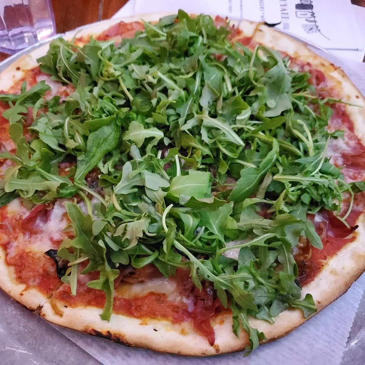 Arugula and Prosciutto Pizza