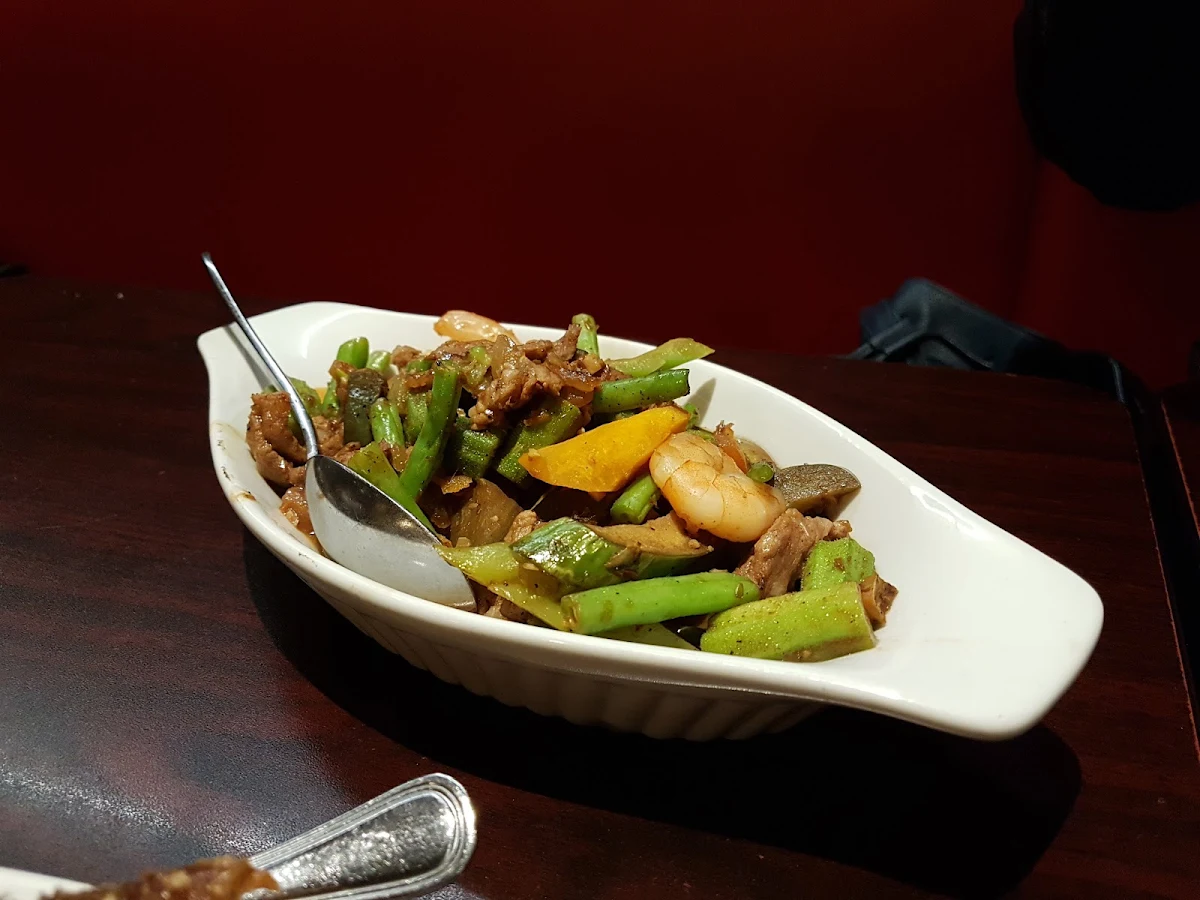 Manila Style Pinakbet, Kumare Restaurant and Bakery