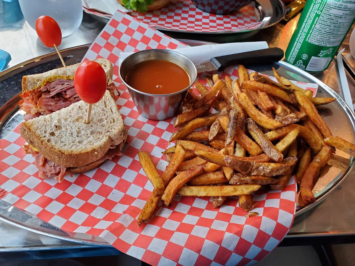 Sandwich Smoked Meat