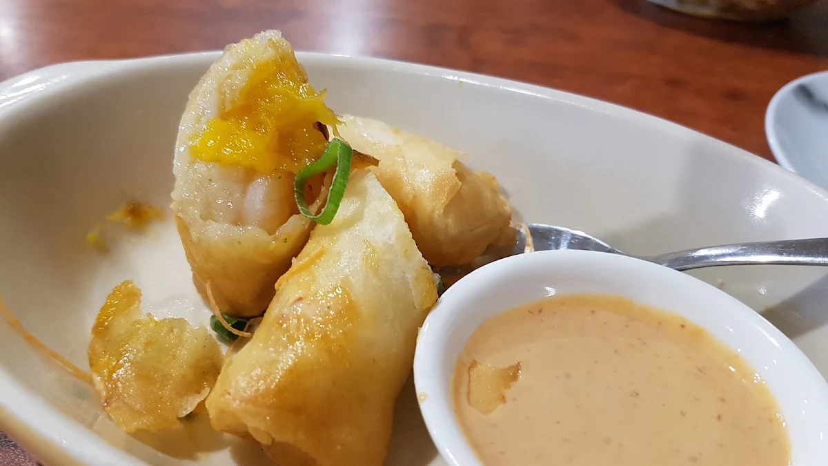 Mango Prawn Spring Rolls