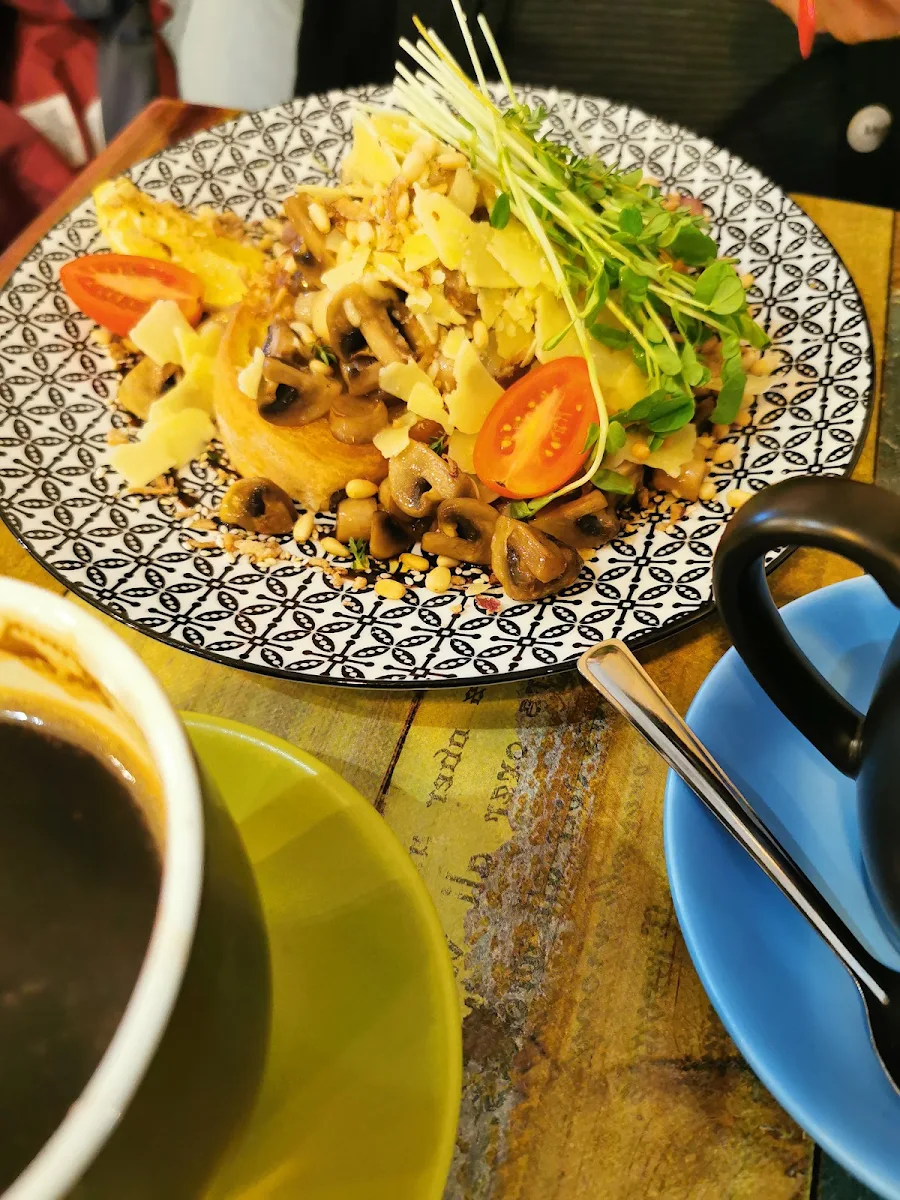 Mushroom Breakfast, The Rivermouth General Store