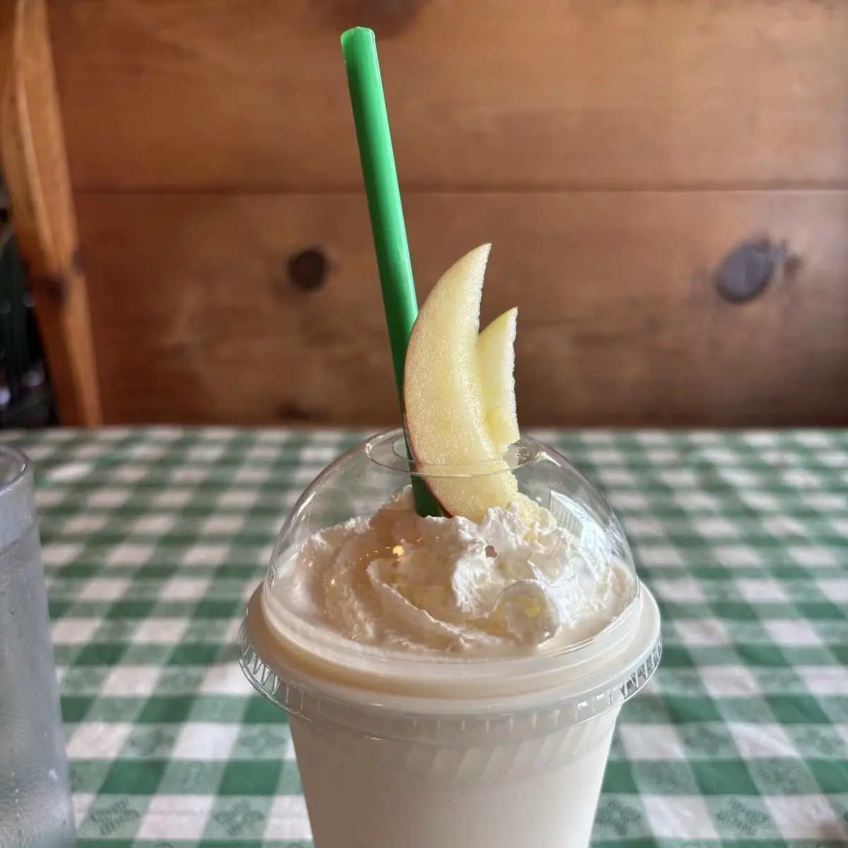 Apple Milkshake