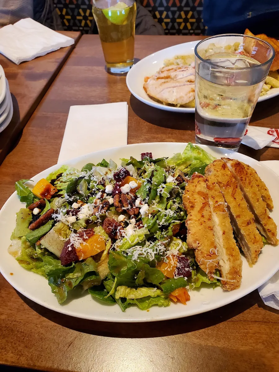 Beet Salad with Fried Chicken