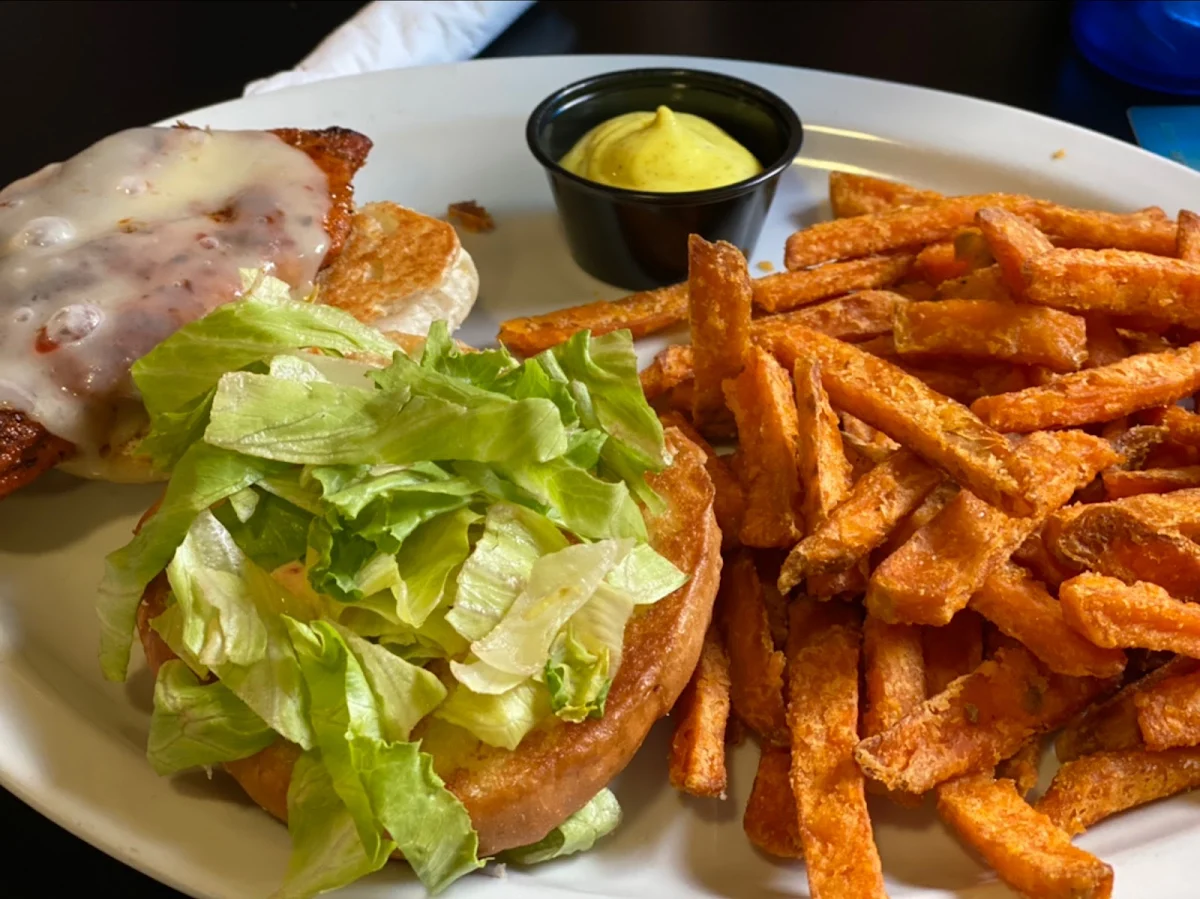 Cajun Chicken Burger, The Appleseed Modern Diner