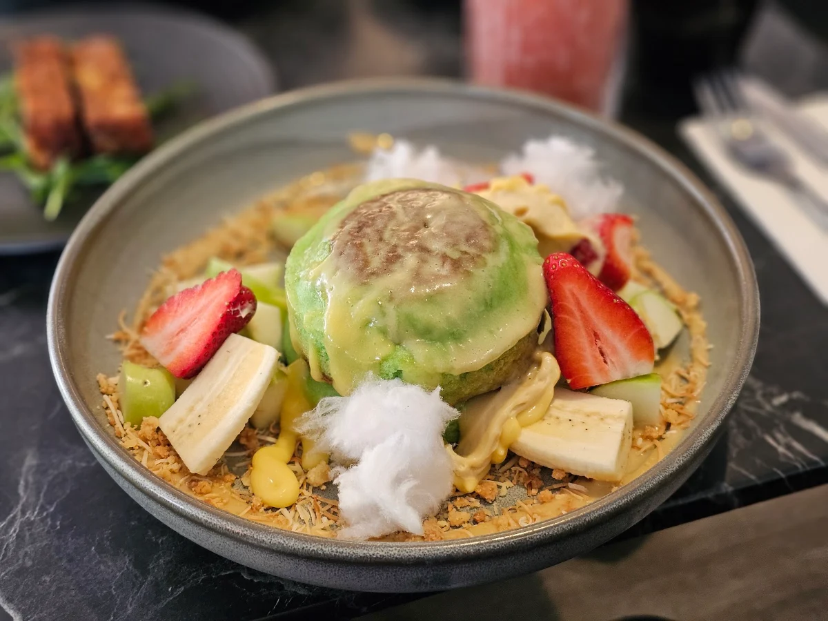 Pandan Pancakes, The Partisan