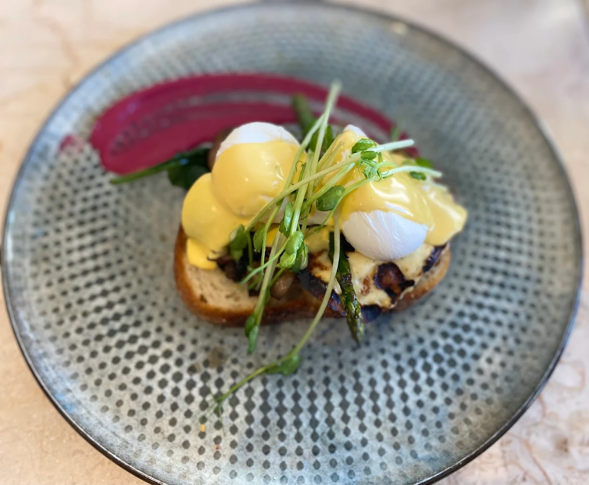 Wild Mushroom Benedict, The Partisan