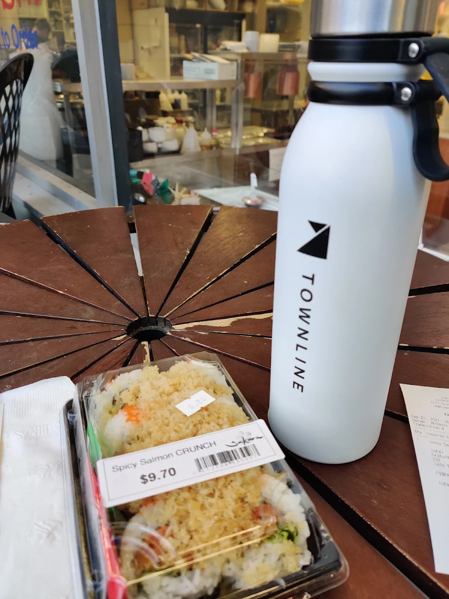 Spicy Salmon Roll