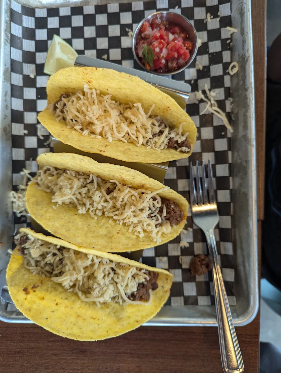 2 Ground Beef Tacos Combo