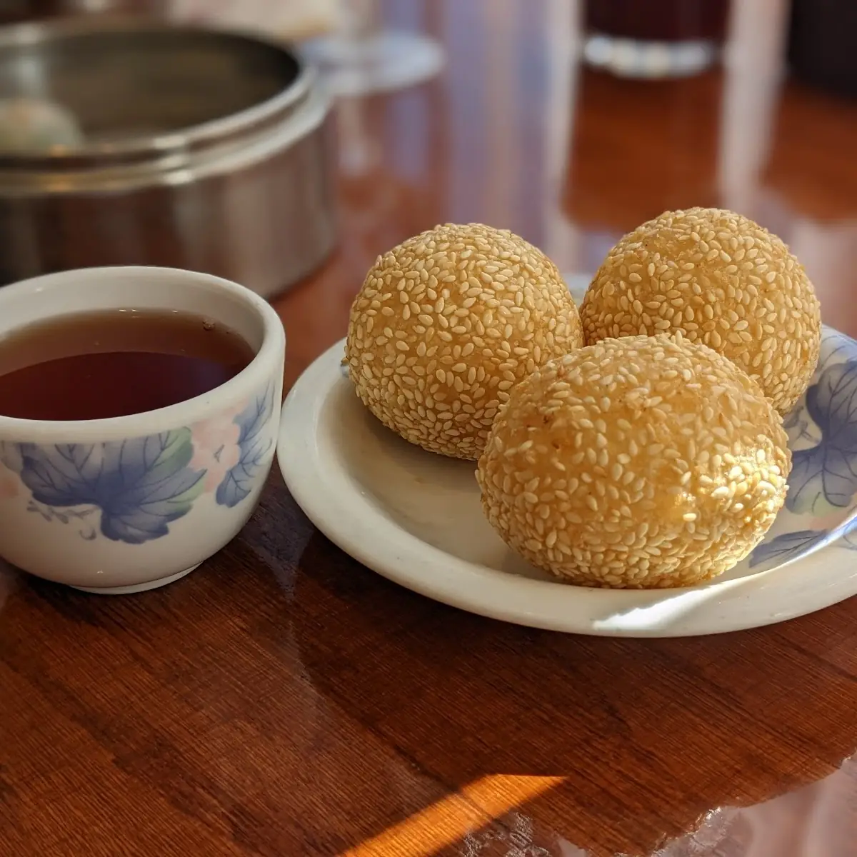 Sesame Ball w Red Bean Paste
