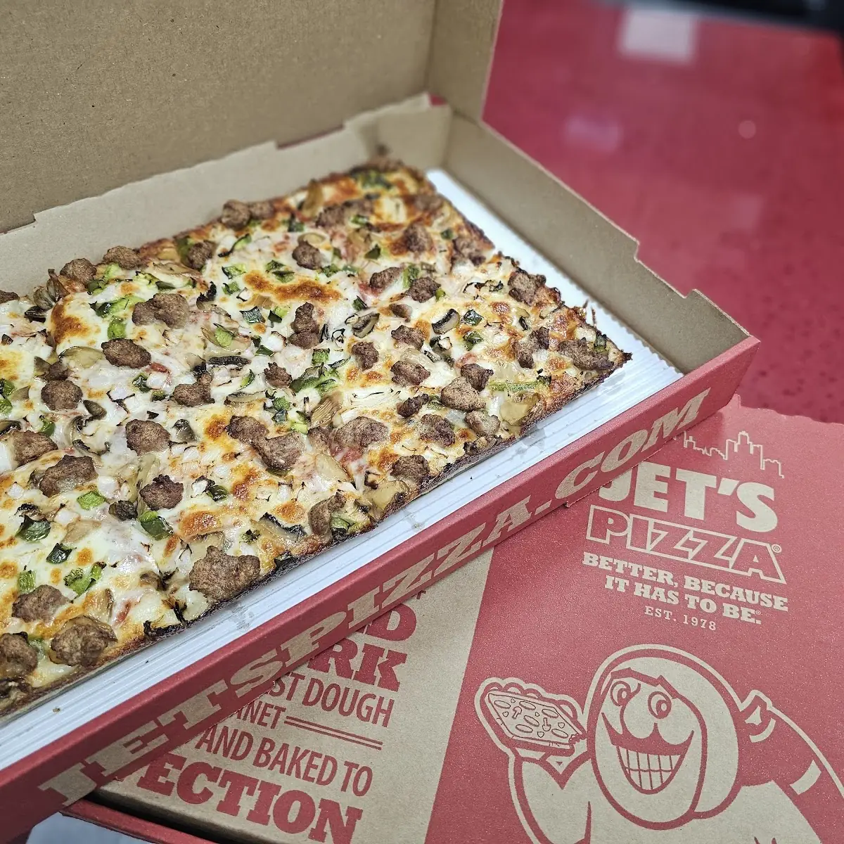 Detroit Style Pizza