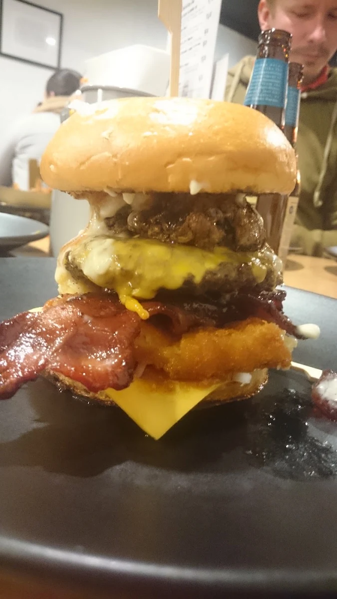 Other Burger, Ministry Cafe