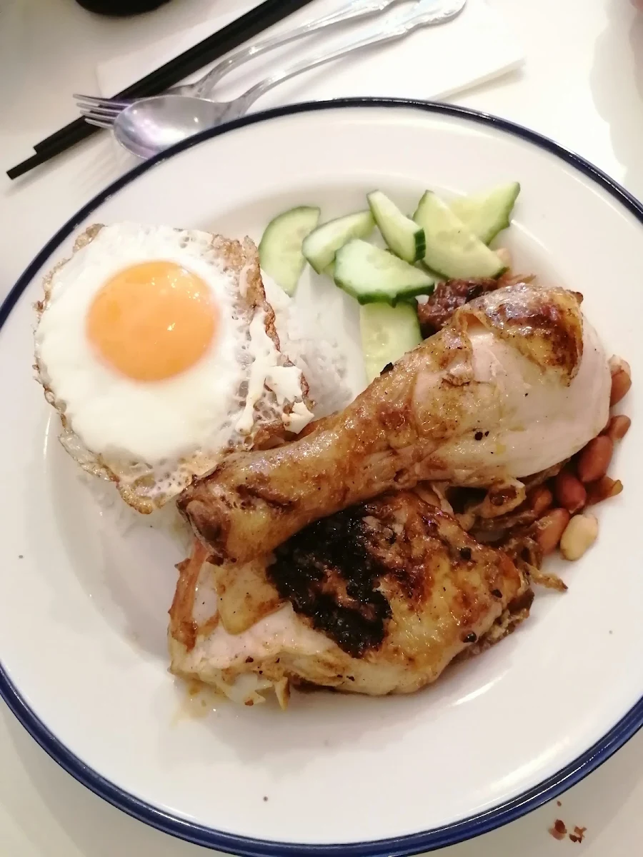 Nasi Lemak Chicken, Miss Malay