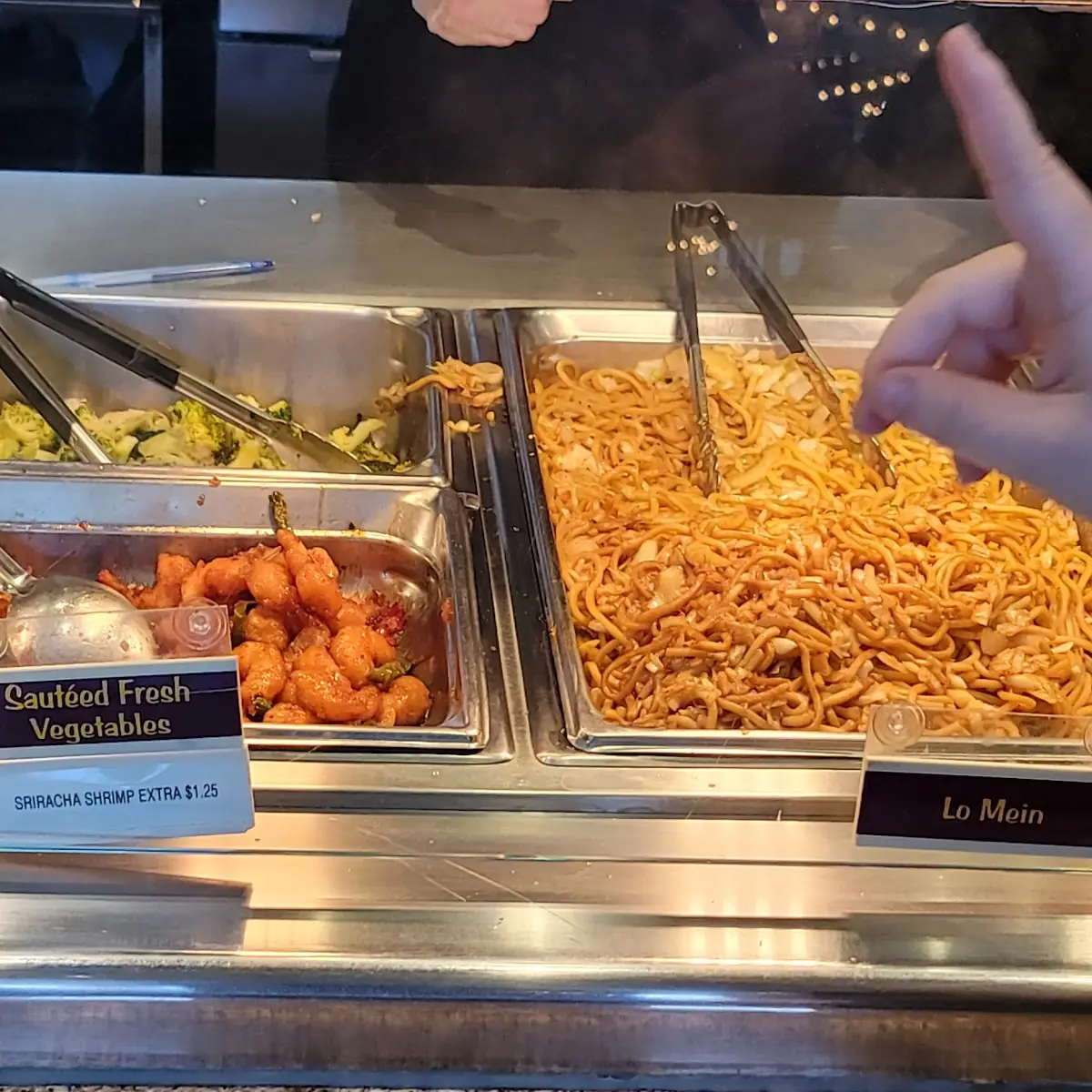 Lo Mein Noodles Broccoli Spicy Shrimp