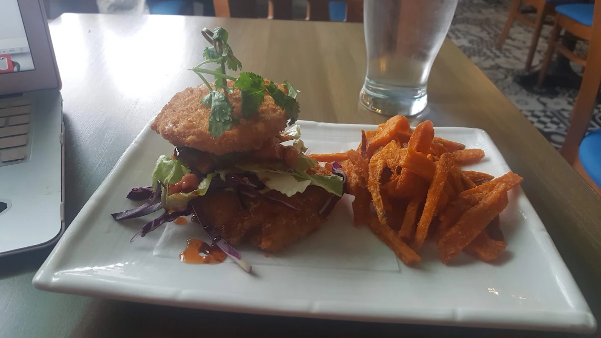 Spicy Tuna & Avocado Sushi Burger