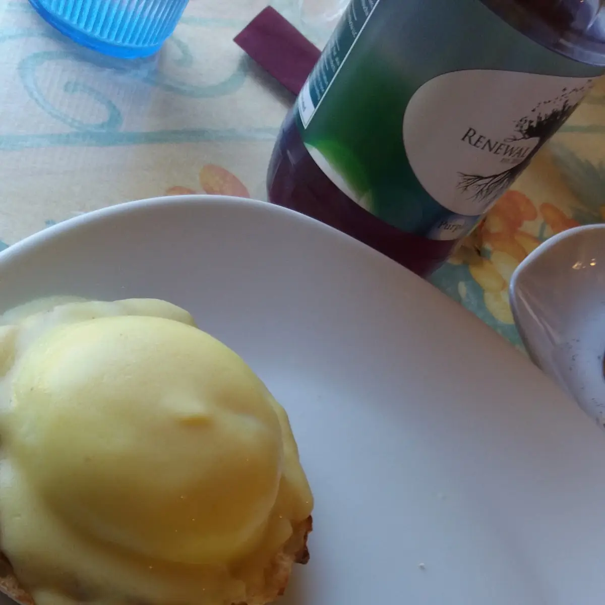 Eggs Benedict