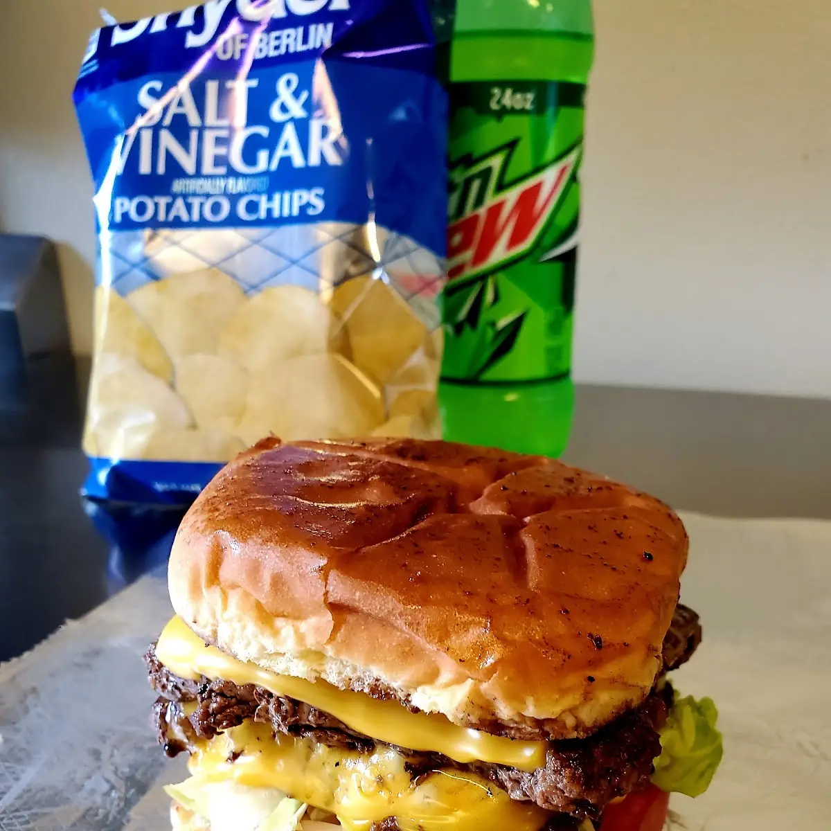 1 2lb Double Cheeseburger