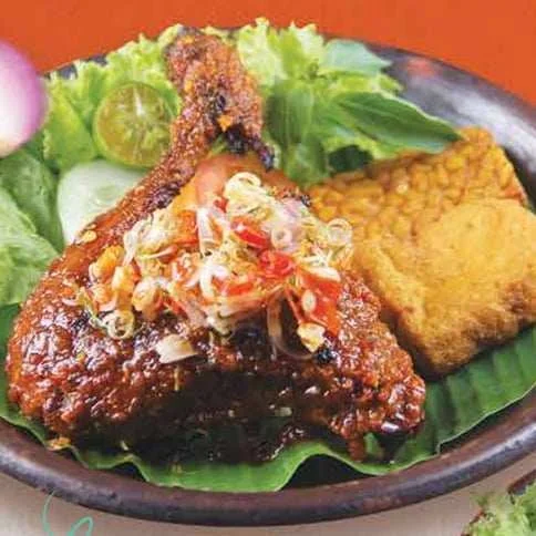 Highlights, D'penyetz & D'cendol Sussex (Halal)