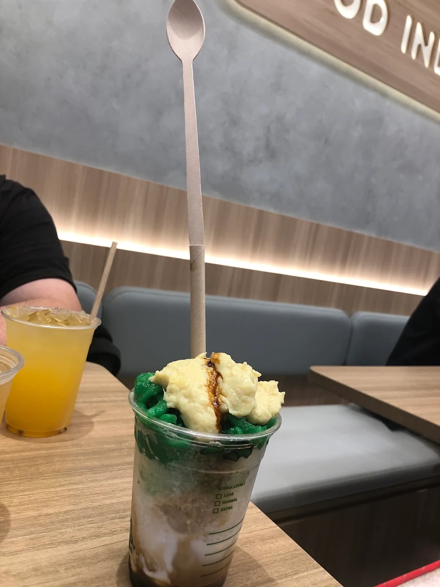 Iced Cendol Siren, D'penyetz & D'cendol Sussex (Halal)