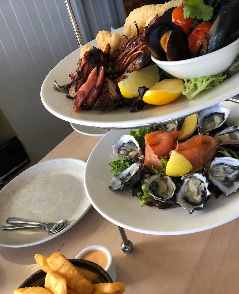 Starters Seafood Plater for 2, Mr Hobson