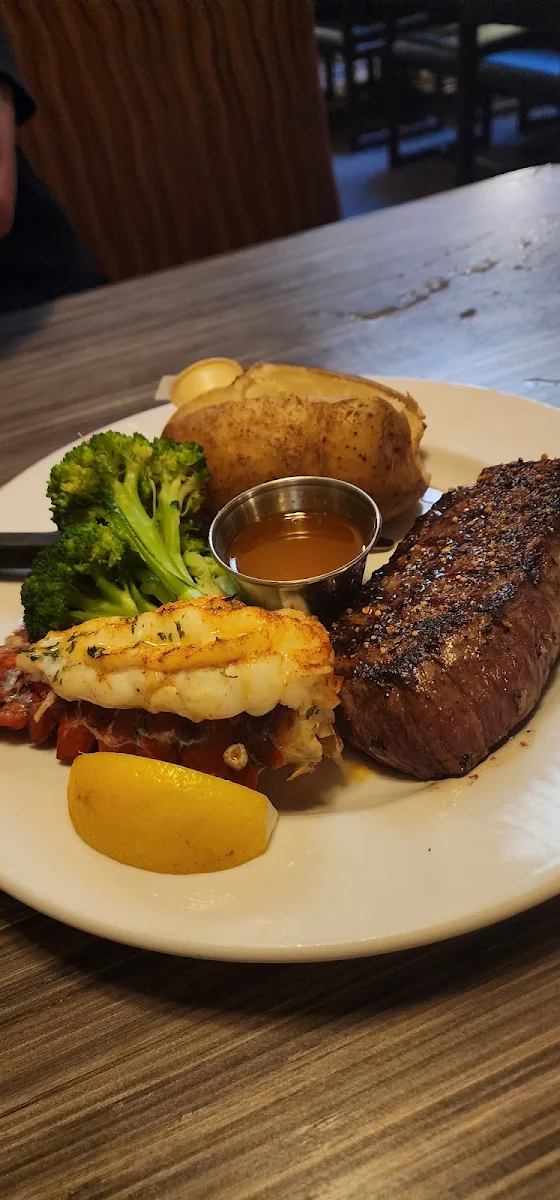 Top Sirloin Steak 5 Oz Lobster, Venetis Restaurant