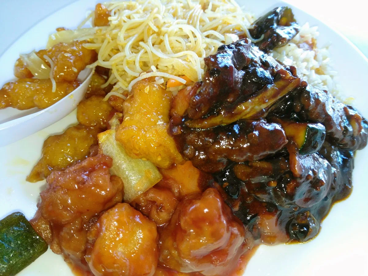 Highlights, Lucky Wok