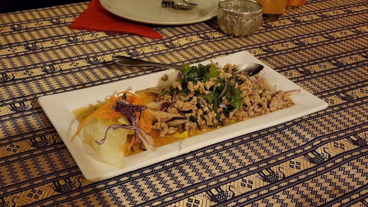 ลาบหมู, Thai Esarn @ Bayswater