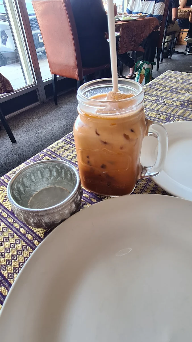 Thai Iced Milk Tea, Thai Esarn @ Bayswater