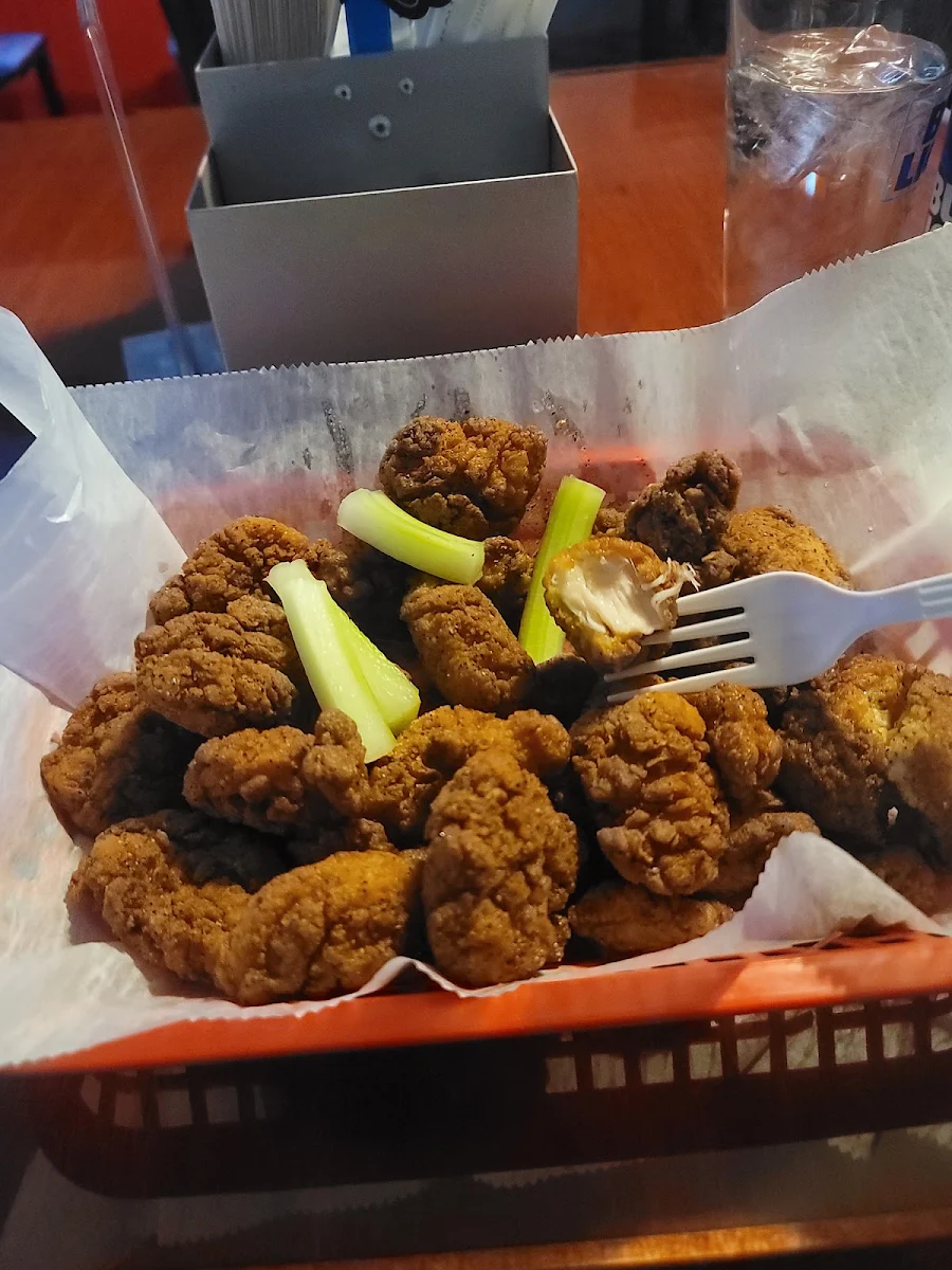 Crispy Boneless Wings