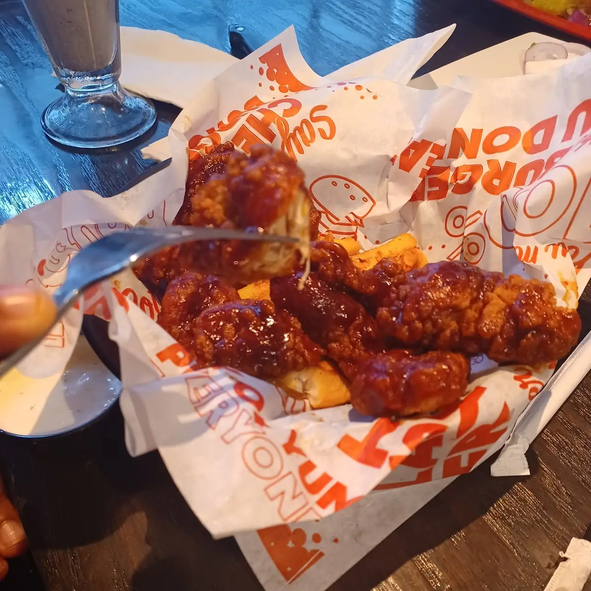 Boneless Wings and Fries