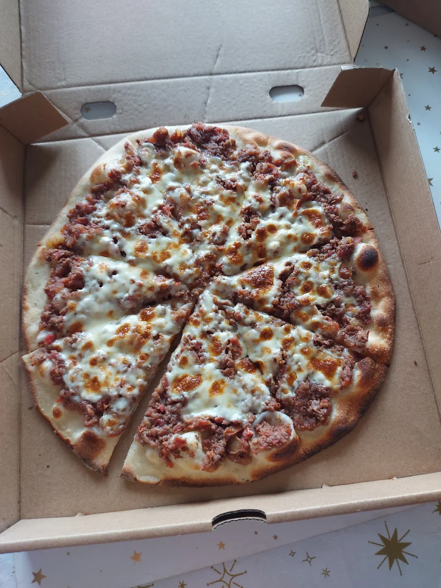 Highlights, Abu Najee Lebanese Pizza