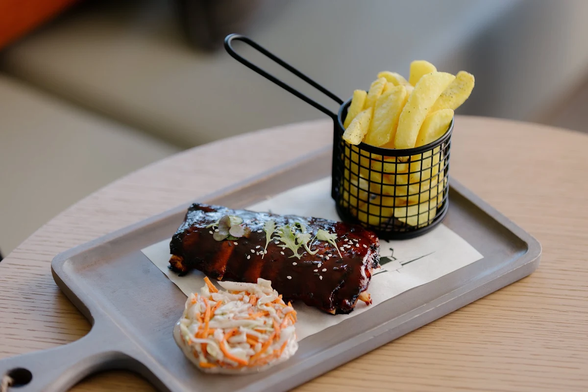 Highlights, Aviator Bar, Mawson Lakes