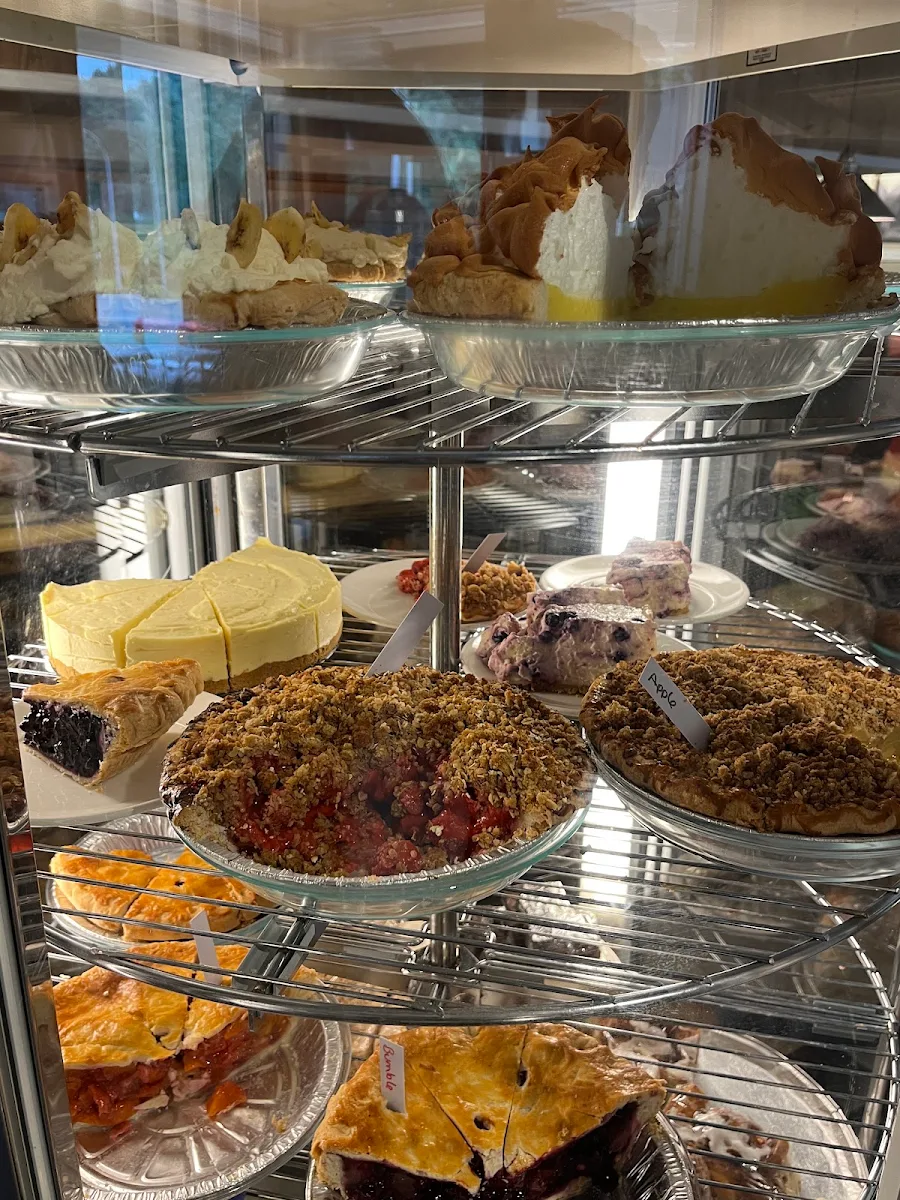 Pies Made in House, Home Restaurant