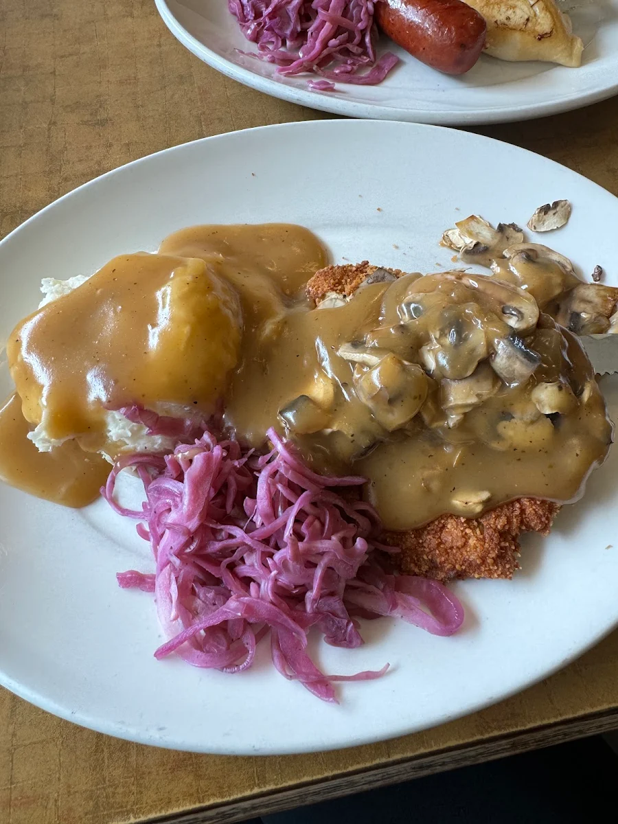 Schnitzel Champ, Home Restaurant
