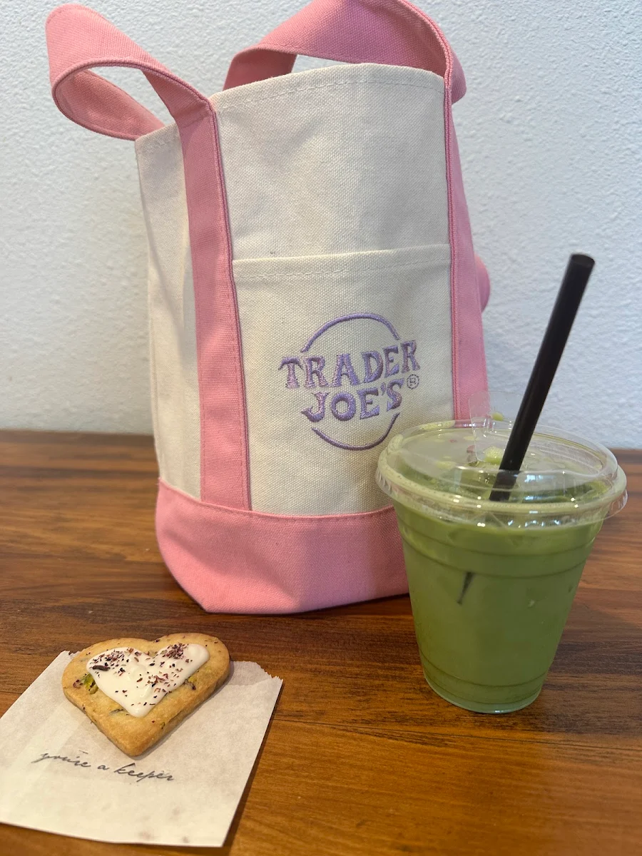 Iced Oat Milk Rose