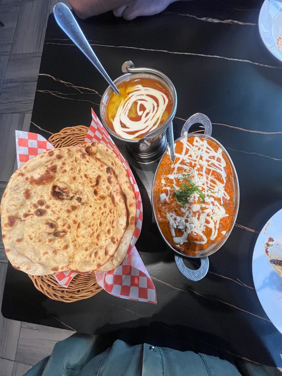 Dal Makhani Paneer Lababdar Tandoori Roti, 7 Spice Bistro – Authentic Indian Restaurant | Hakka Cuisine | Catering service | Food Truck Catering Brampton