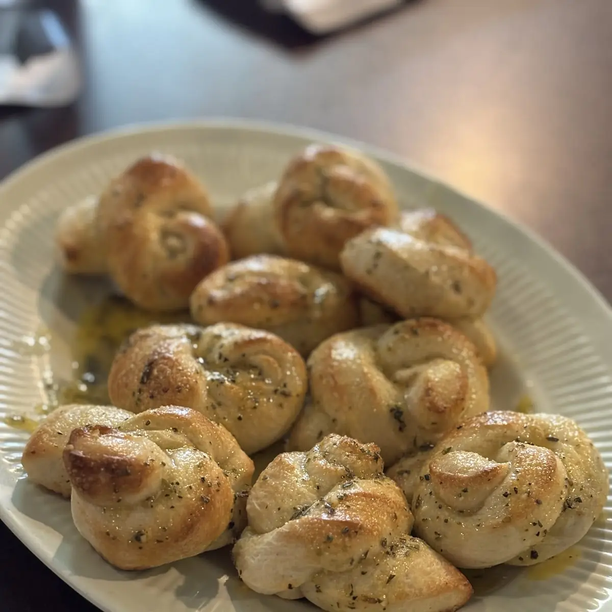 Garlic Knots 10 Pieces