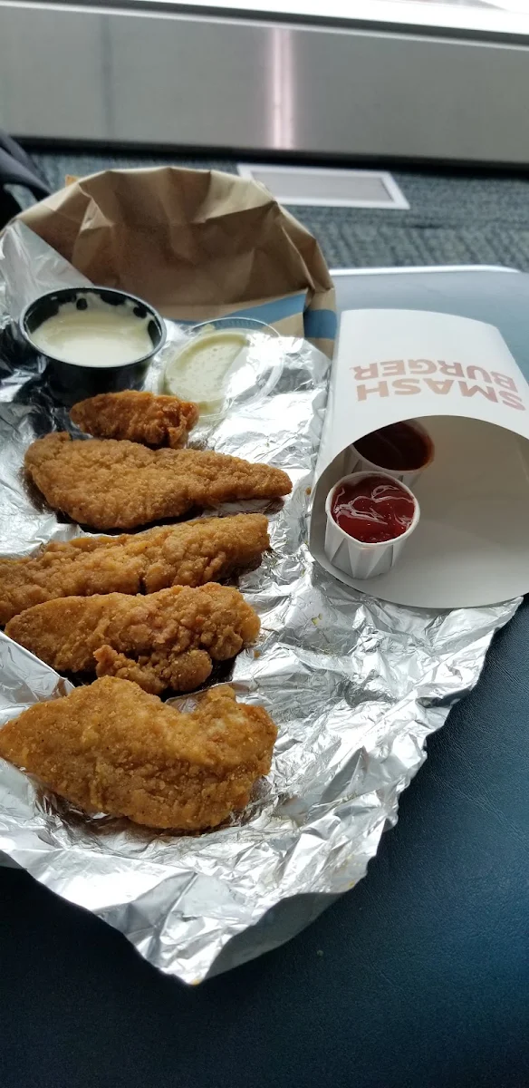 Very Disappointing 5 Pieces of Chicken Tenders, Smashburger