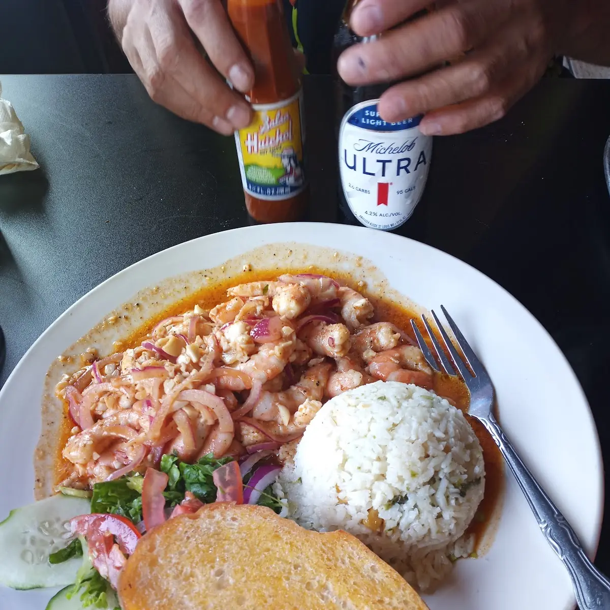 Shrimp Dinner with Garlic Bread