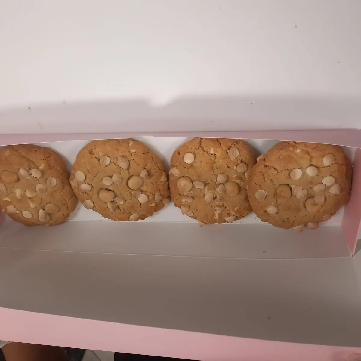 White Chocolate Macadamia Nuts