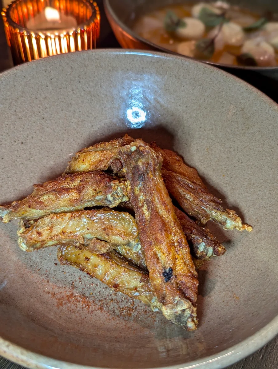 Fried Chicken Wings, Ennui