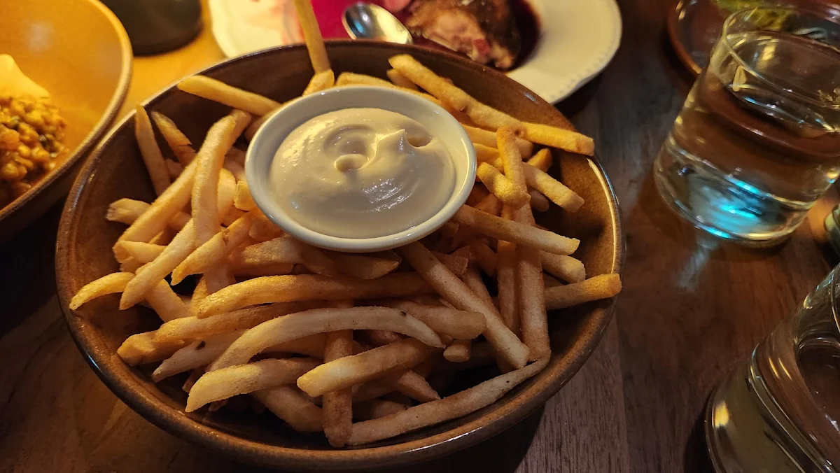 Frites Aioli, Ennui