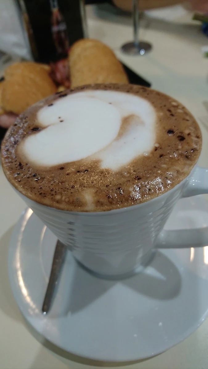 Highlights, Modka Cafe