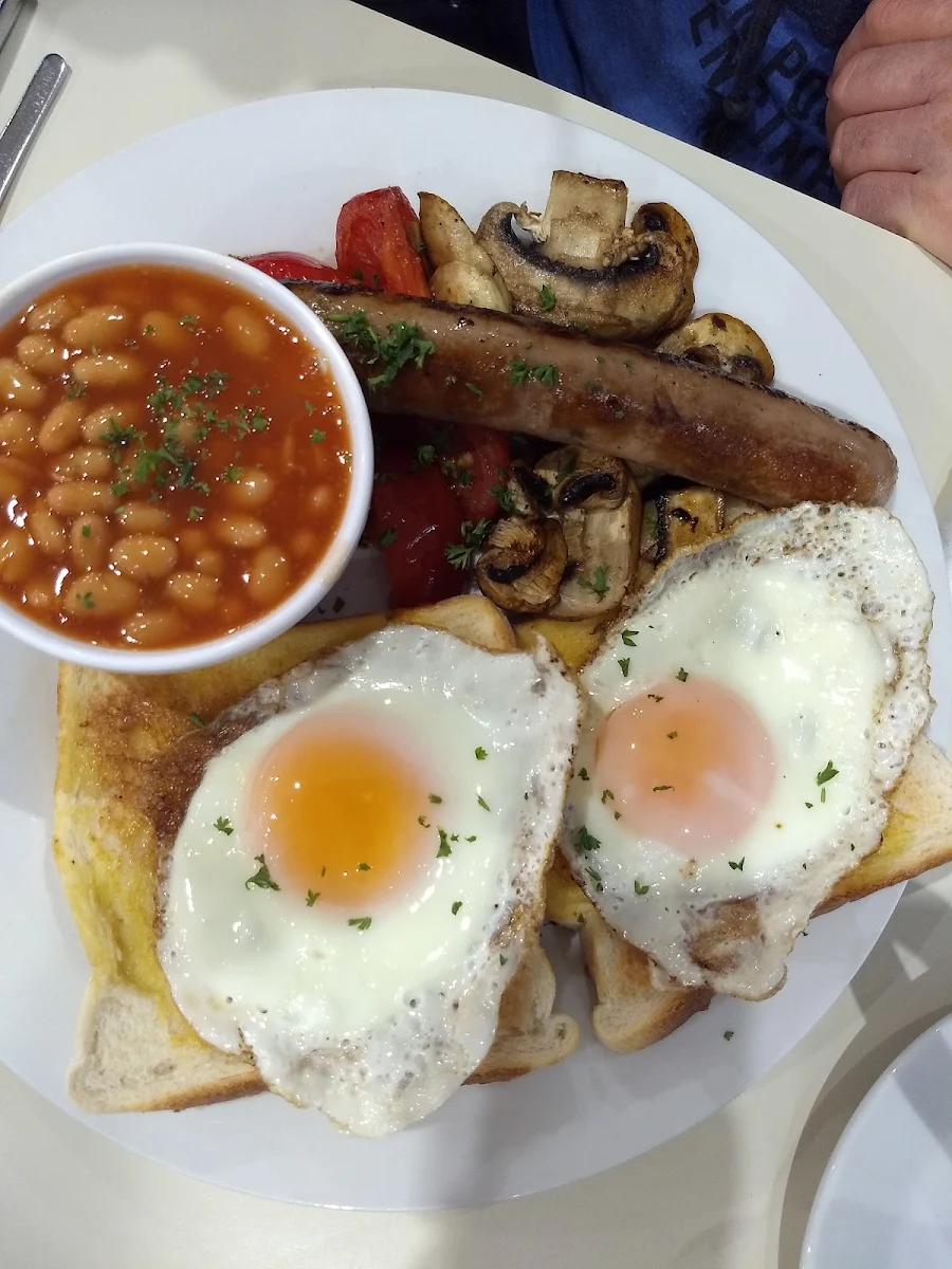 Highlights, Modka Cafe