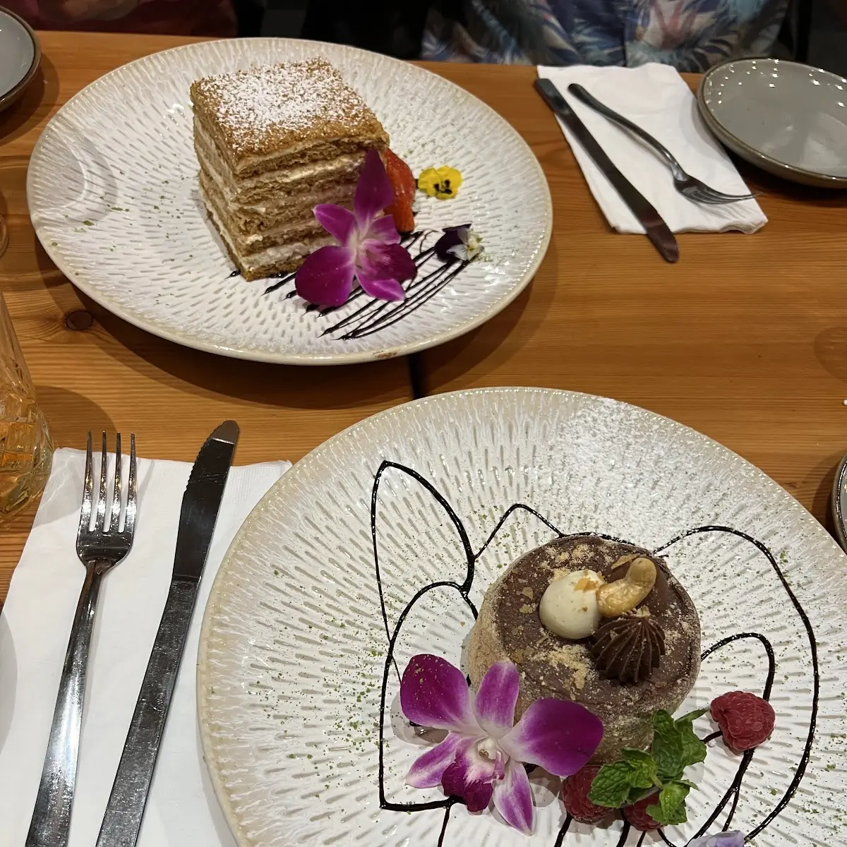 Chocolate Hazelnut Mousse Strawberry
