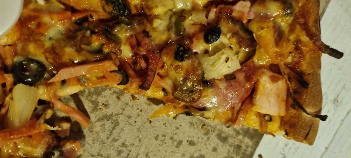 Highlights, Kenwick Dial-A-Pizza