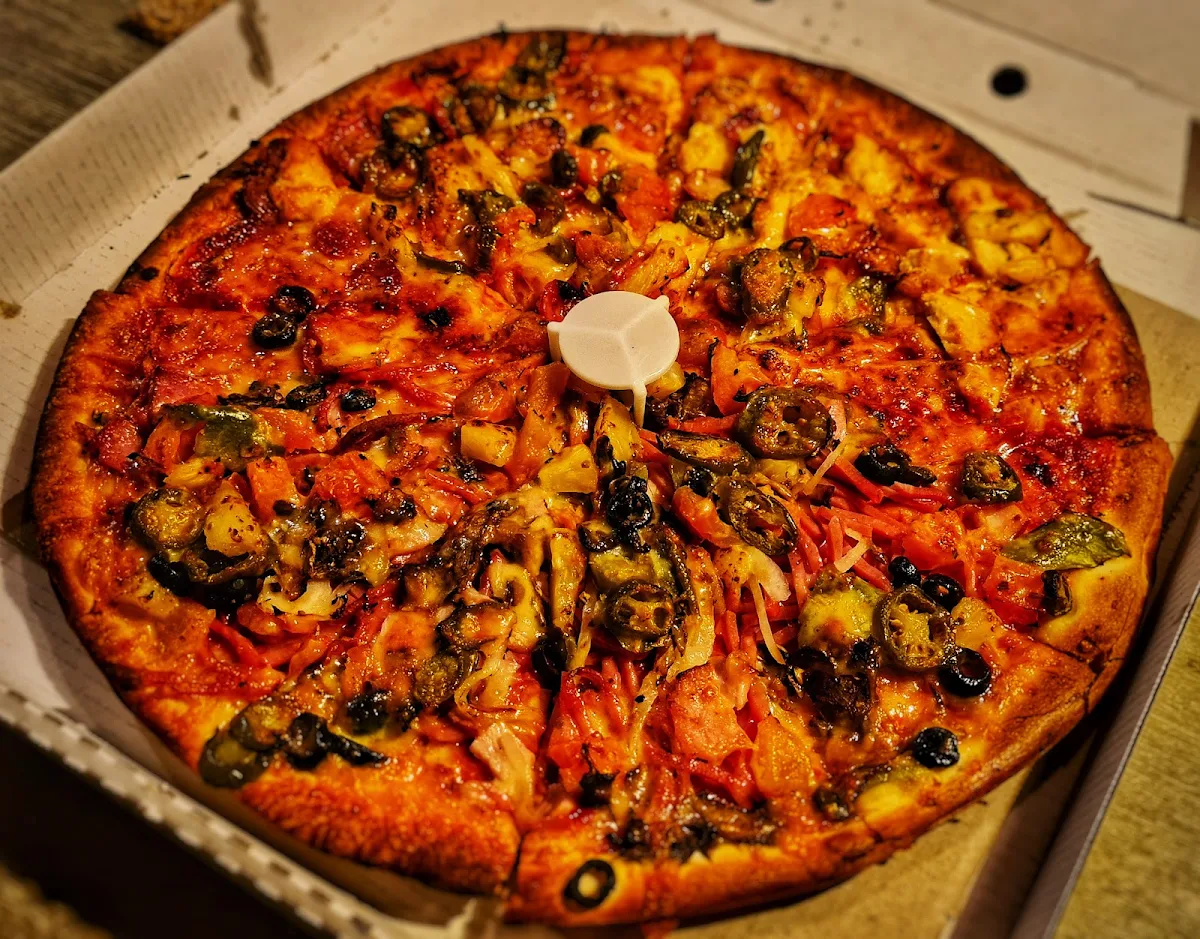 Highlights, Kenwick Dial-A-Pizza