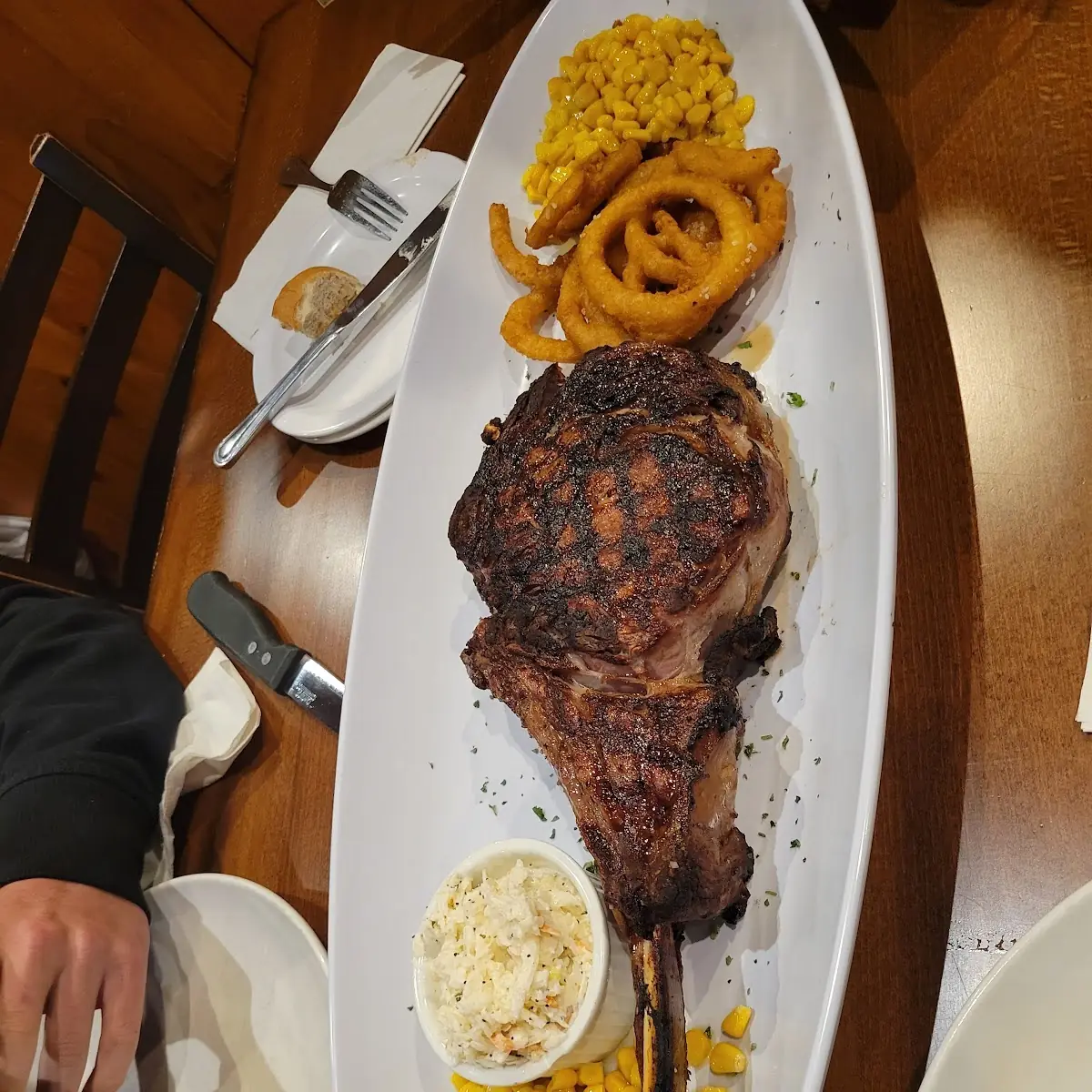 Tomahawk Steak